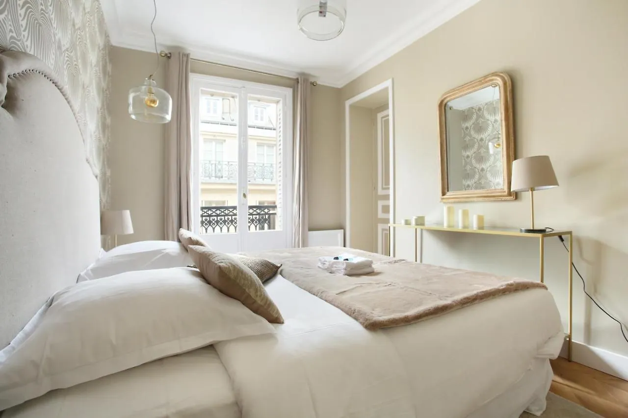 Apartment Opera By Studio Prestige Paris France