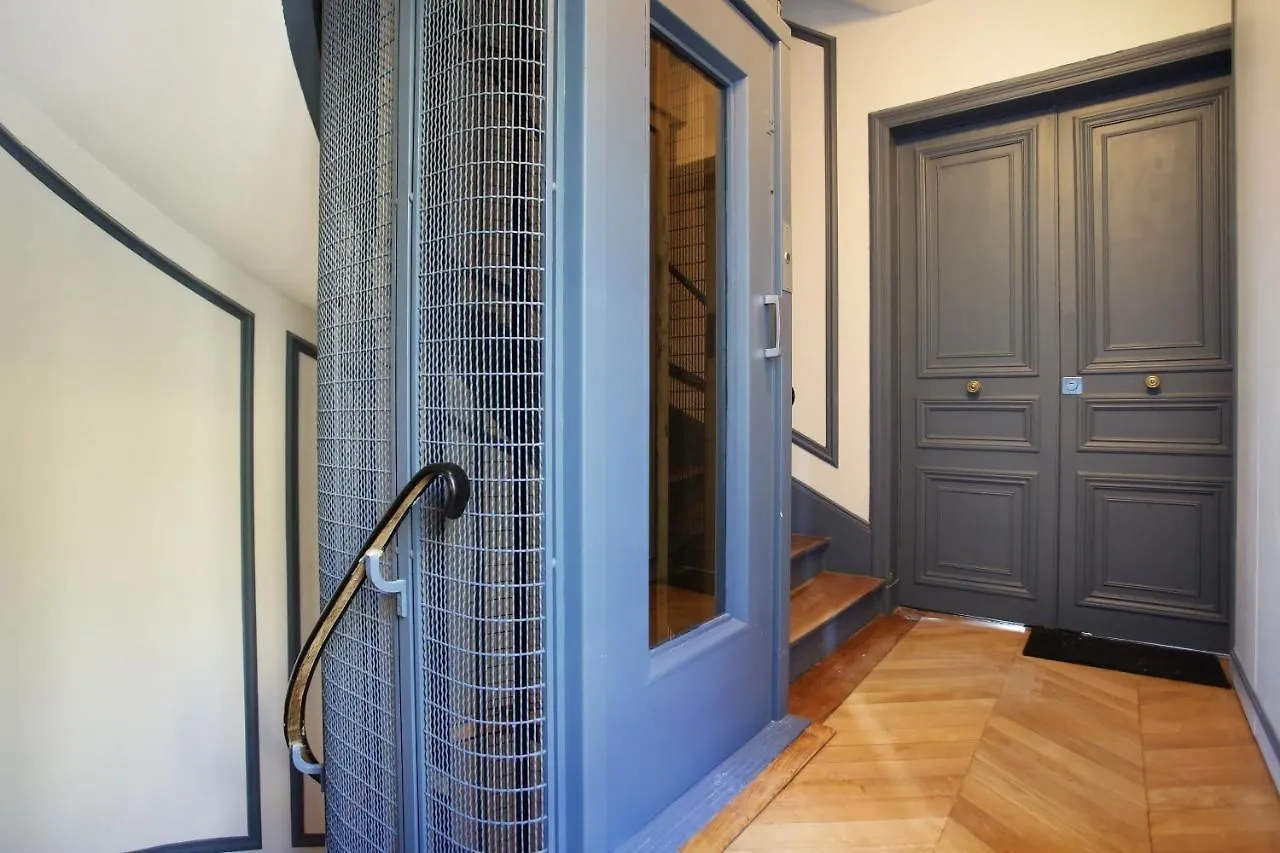 Apartment Opera By Studio Prestige Paris